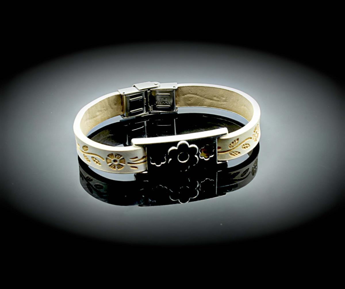 Flower Bracelet On Dandelion Stamped Leather